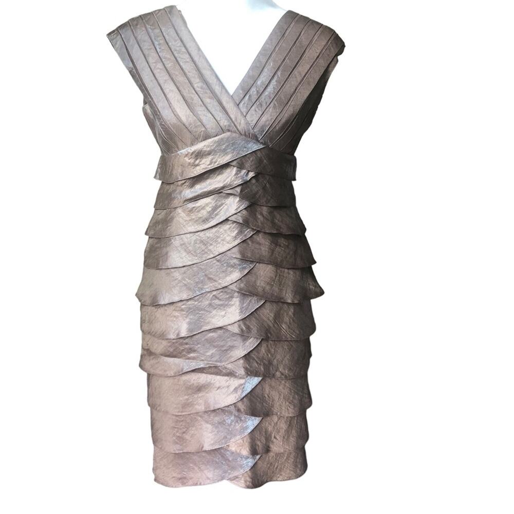 Adrianna Pappell pewter/bronze scalloped skirt cocktail wedding guest dress sz 4